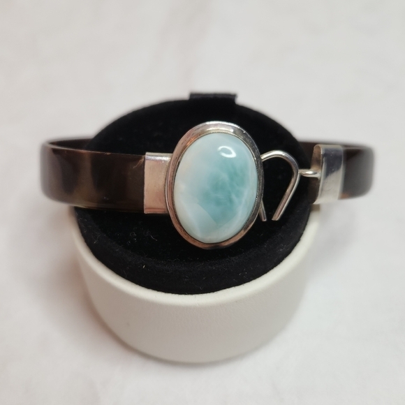 Sterling Silver Larimar Shell Bracelet - Picture 1 of 14